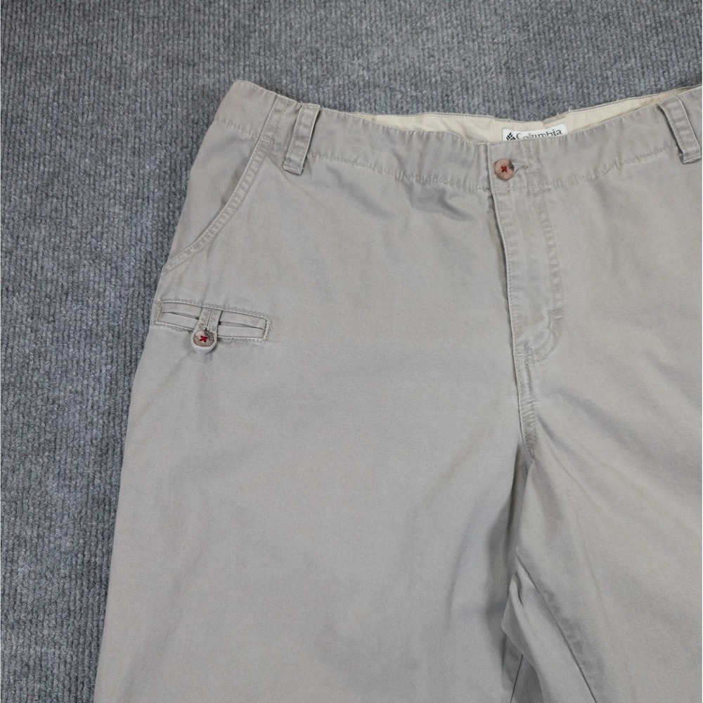 Columbia Outdoor Womens 14 Beige Khaki Utility Cargo Capri Pants Cropped 23 In - Picture 11 of 16